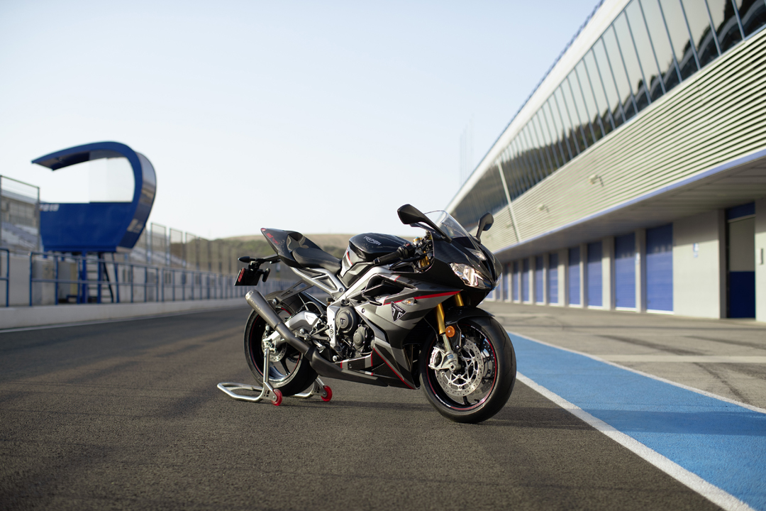 proimages/IN新聞/2020/12/1202_Triumph/Daytona.jpg