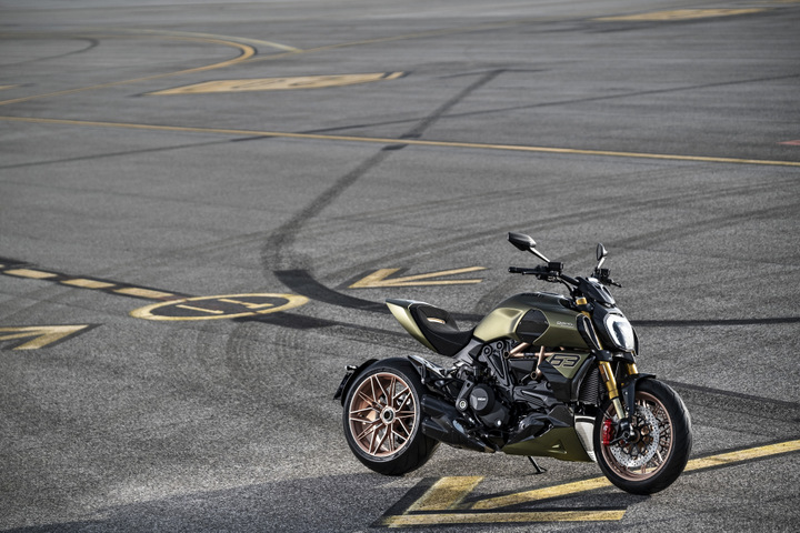 proimages/IN新聞/2021/05/0528_ducati_lambo/DUCATI_DIAVEL_1260_LAMBORGHINI_AMBIENCE_40_UC213138_Mid.jpg